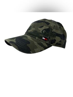 Tommy Hilfiger Camo Cap Adjustable back strap Hat NWT
